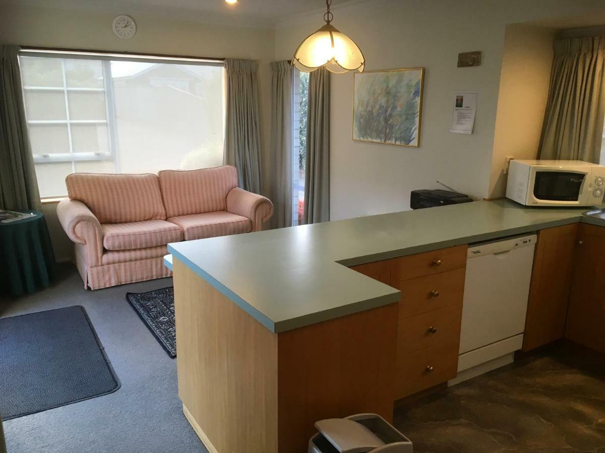 Tui House Willa Taupo Zewnętrze zdjęcie